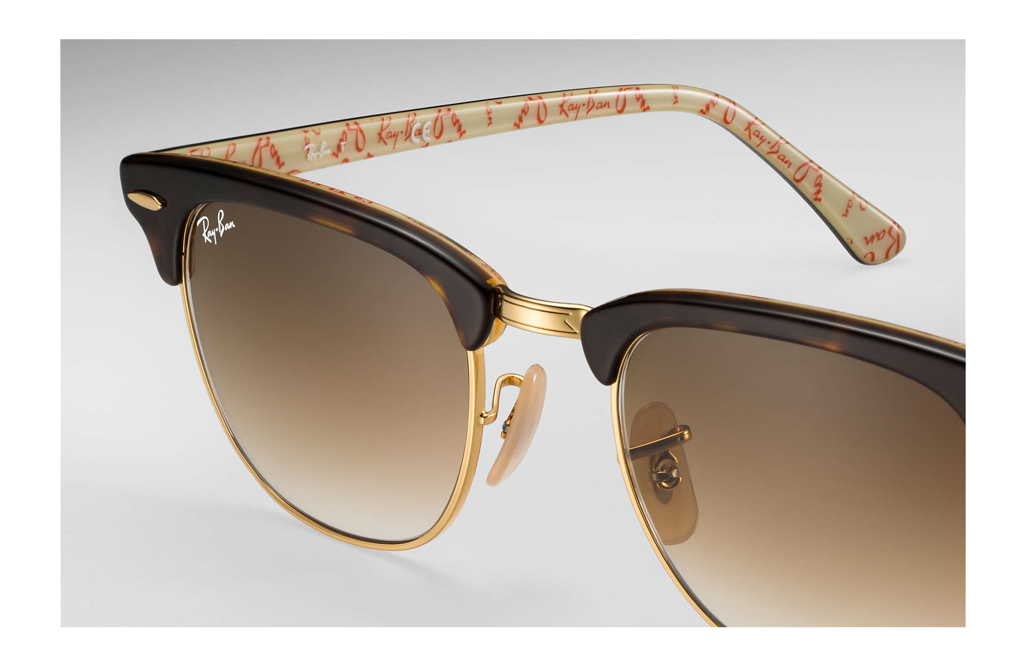 Ray Ban Clubmaster Tortoise Shell